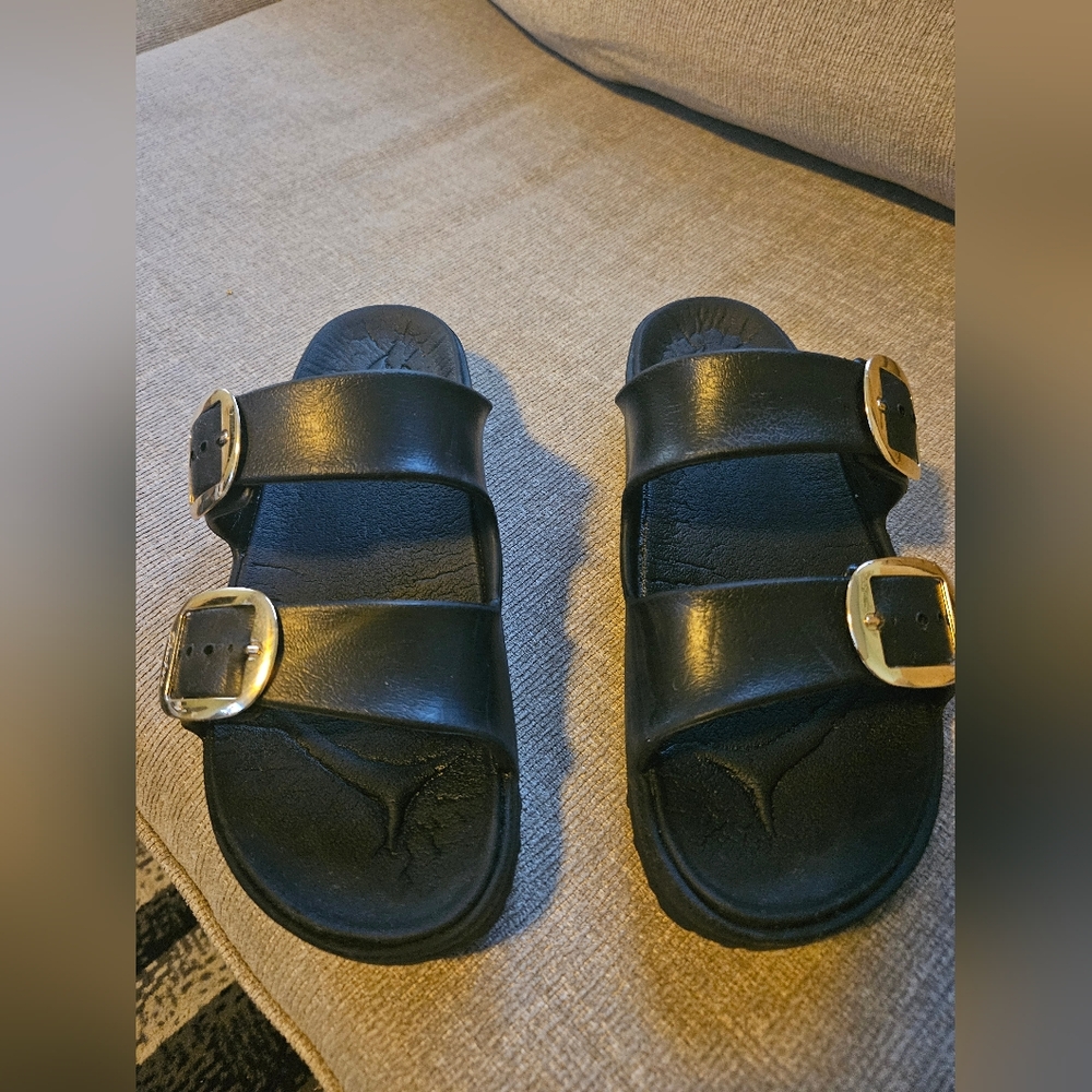 Skeechers Black Double-Buckle Slide Sandals